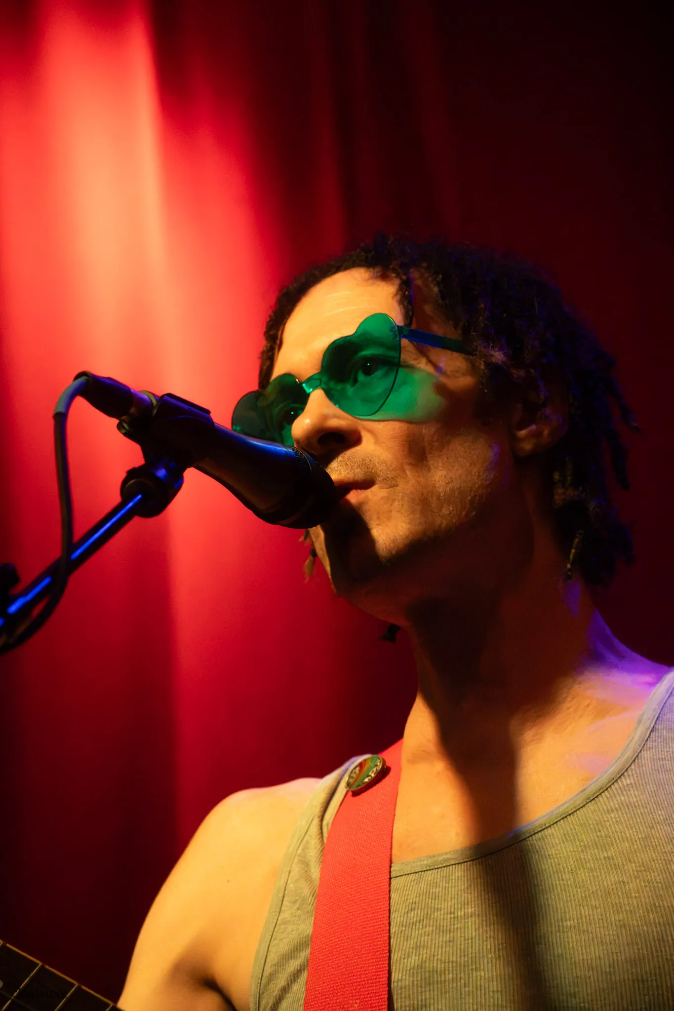 Melodic Eye performing live, Cincinnati, photo by Darrian Chen