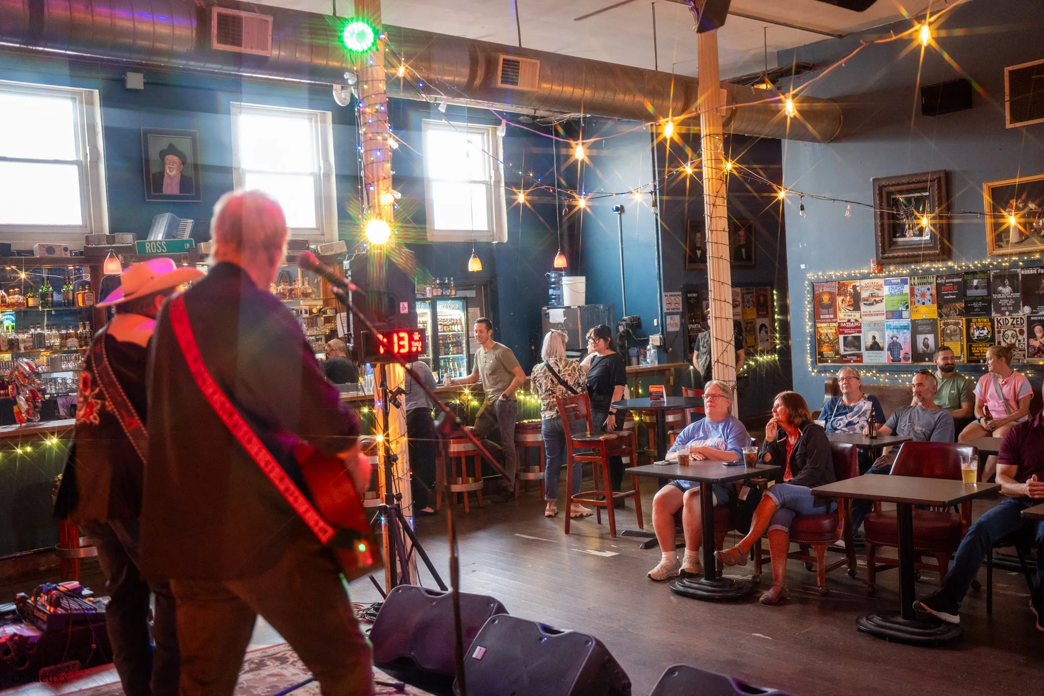 Scott Southworth & Mark Lavey performing live, Cincinnati, photo by Darrian Chen